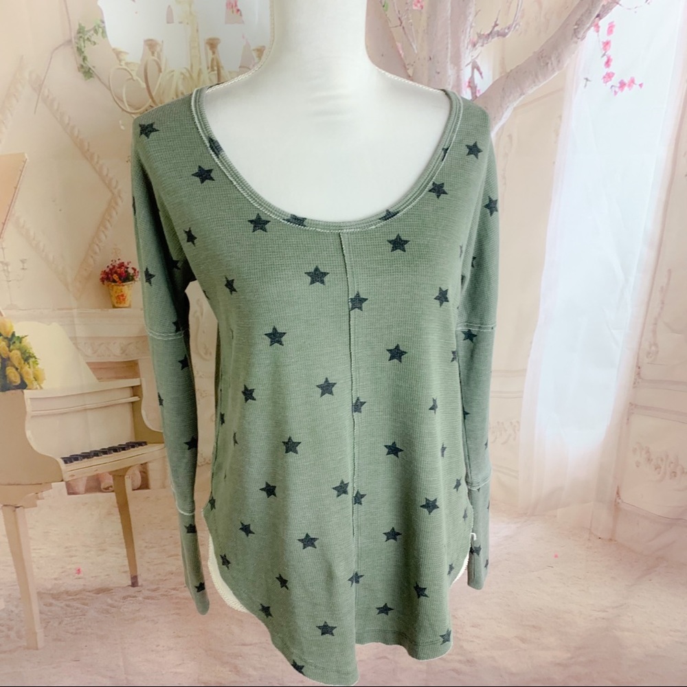 NEW Lucky Brand Star Print Thermal top - Picture 5 of 10